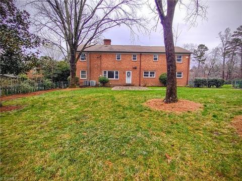 1602 Cherokee Dr, High Point, NC 27262 photo 8