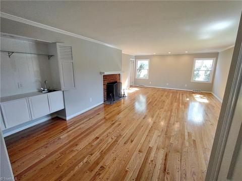 1602 Cherokee Dr, High Point, NC 27262 photo 12