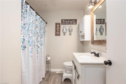 3907 Payne Rd, High Point, NC 27265 photo 14