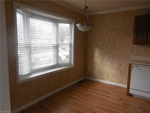 3100 Windchase Ct, High Point, NC 27265 photo 8