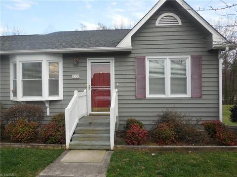 3100 Windchase Ct, High Point, NC 27265 photo 1