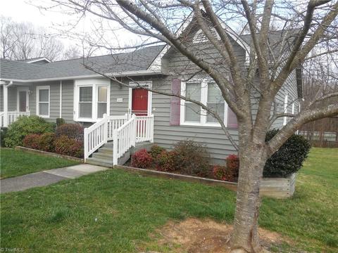 3100 Windchase Ct, High Point, NC 27265 photo 2