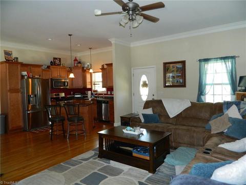 3139 Clear Ridge Dr, Trinity, NC 27370 photo 7