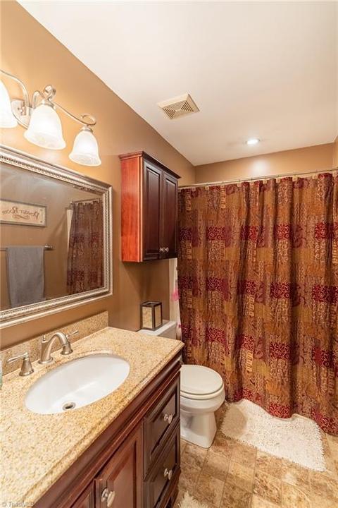 221 Oak Forest Ln, Trinity, NC 27370 photo 15