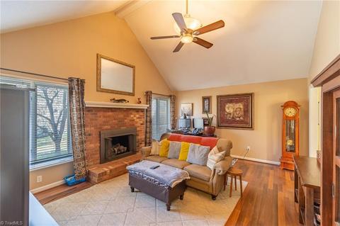 221 Oak Forest Ln, Trinity, NC 27370 photo 2