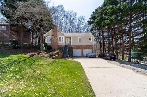 221 Oak Forest Ln, Trinity, NC 27370 photo 1