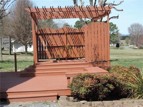 527 S Main St, Dobson, NC 27017 photo 5