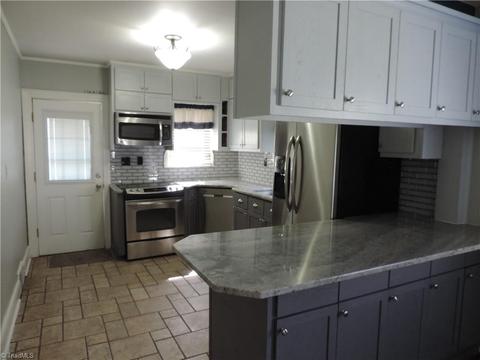 527 S Main St, Dobson, NC 27017 photo 7