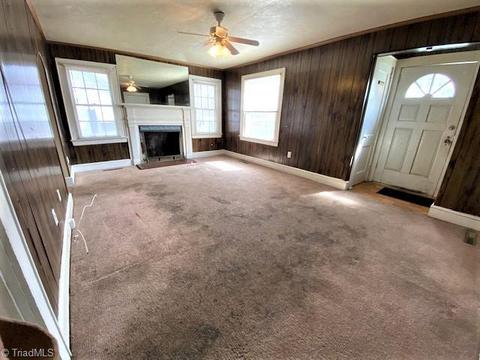 305 E Springfield Rd, High Point, NC 27263 photo 4