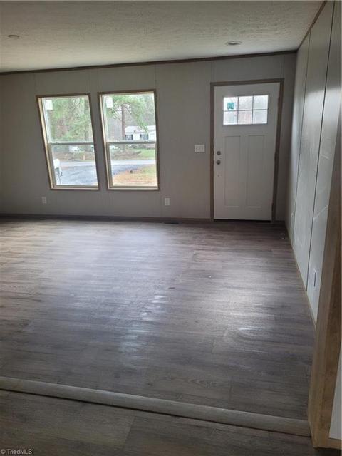 4753 Roundleaf Rd, Ramseur, NC 27316 photo 4