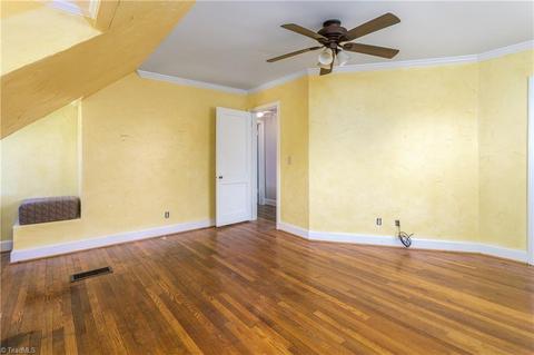 627 Colonial Dr, High Point, NC 27262 photo 23