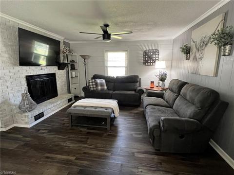 7331 Farmbrook Pl, Thomasville, NC 27360 photo 12