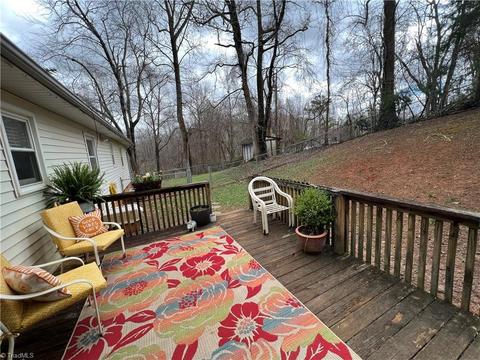 7331 Farmbrook Pl, Thomasville, NC 27360 photo 35