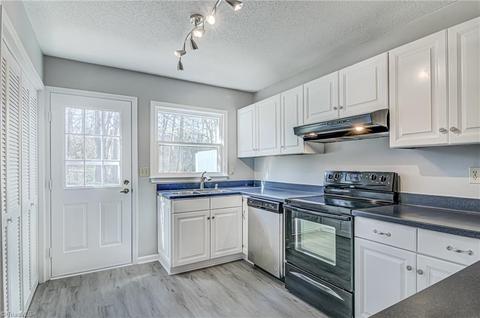2701 Centennial St, High Point, NC 27265 photo 14