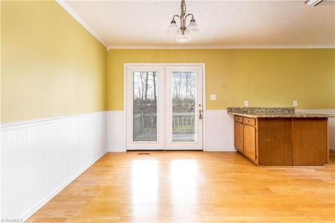 126 Ridge Creek Cir, Trinity, NC 27370 photo 8