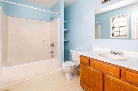 126 Ridge Creek Cir, Trinity, NC 27370 photo 10