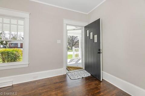 703 Carr St, High Point, NC 27262 photo 5