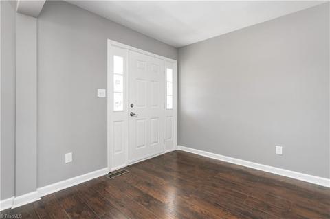 302 Sealy Dr, Trinity, NC 27370 photo 5