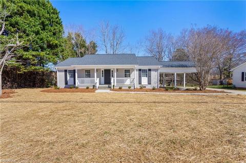 302 Sealy Dr, Trinity, NC 27370 photo 1