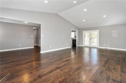 302 Sealy Dr, Trinity, NC 27370 photo 7