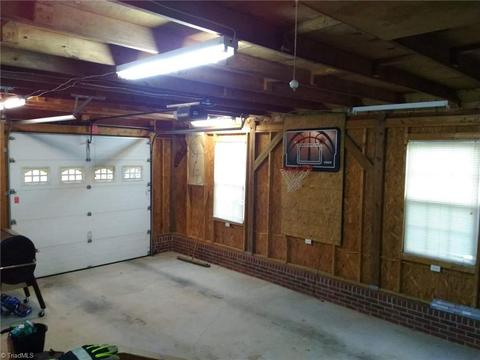 1015 Sechrist Loop, Pilot Mountain, NC 27041 photo 31