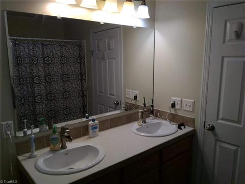 1015 Sechrist Loop, Pilot Mountain, NC 27041 photo 19