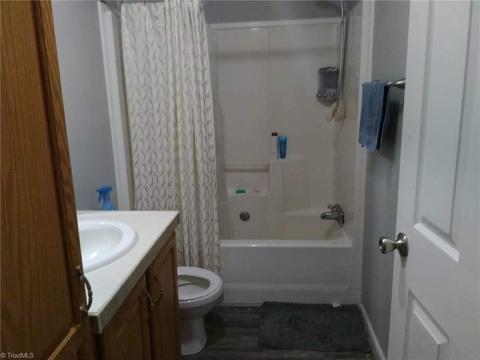 1015 Sechrist Loop, Pilot Mountain, NC 27041 photo 18