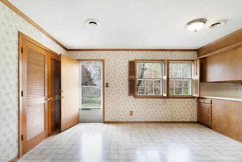 3511 Johnson St, High Point, NC 27265 photo 6