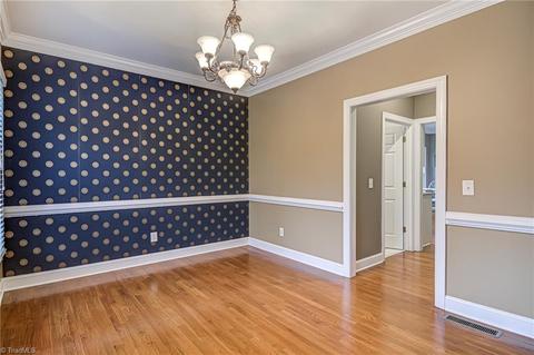 6810 Doublegate Dr, Clemmons, NC 27012 photo 5