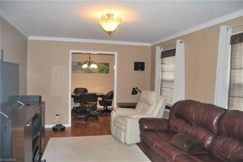 3928 Tanglebrook Rd, High Point, NC 27265 photo 3