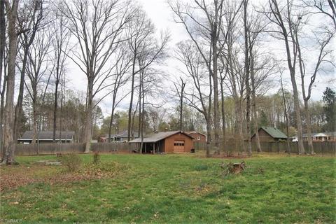 3928 Tanglebrook Rd, High Point, NC 27265 photo 23