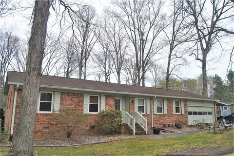 3928 Tanglebrook Rd, High Point, NC 27265 photo 1