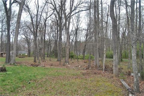 3928 Tanglebrook Rd, High Point, NC 27265 photo 31
