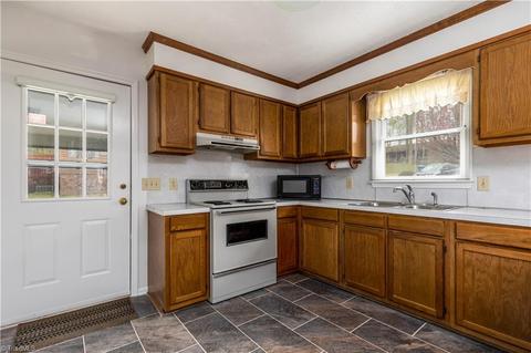 114 Treetop Ct, Trinity, NC 27370 photo 4