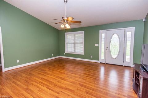 143 Speaks Rd, Olin, NC 28660 photo 8
