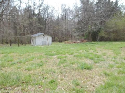 154 Shell Rd, Thomasville, NC 27360 photo 15