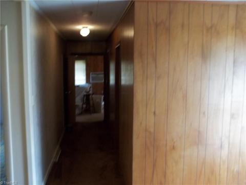154 Shell Rd, Thomasville, NC 27360 photo 9