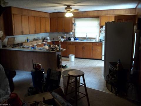 154 Shell Rd, Thomasville, NC 27360 photo 12