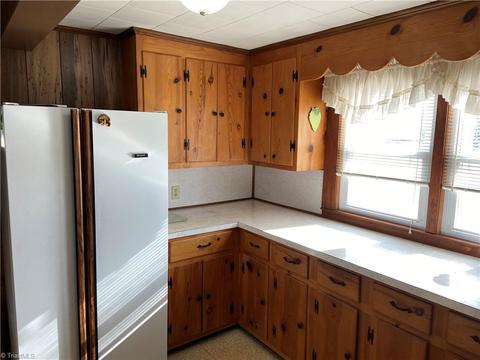 8807 W Pine St, Lowgap, NC 27024 photo 12