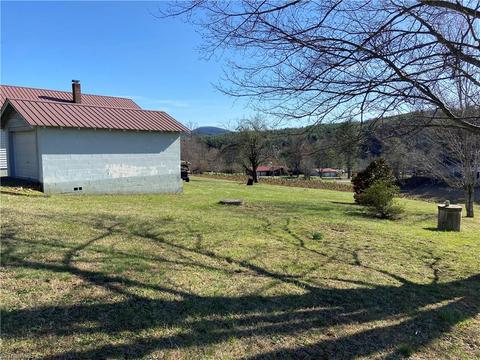 8807 W Pine St, Lowgap, NC 27024 photo 6