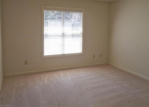2930 Eagle Pointe Dr, High Point, NC 27265 photo 24