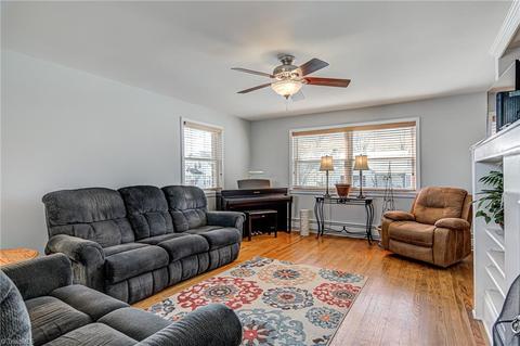 812 Carrick St, High Point, NC 27262 photo 7