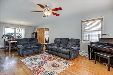 812 Carrick St, High Point, NC 27262 photo 8