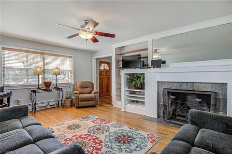 812 Carrick St, High Point, NC 27262 photo 6