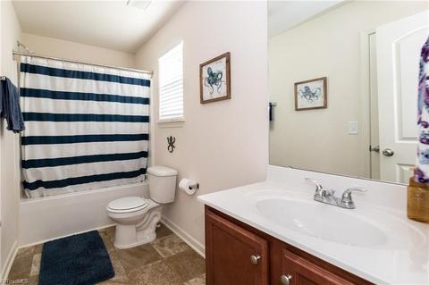 481 Sandybrooke Dr, High Point, NC 27265 photo 16