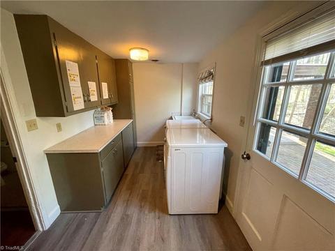 126 E Valley View Rd, Advance, NC 27006 photo 23