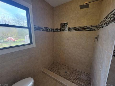 1234 Forest Rd, Eden, NC 27288 photo 10