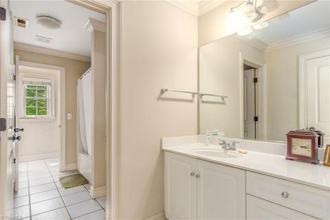 4115 Swansgate Ln, High Point, NC 27262 photo 15