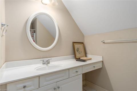 4115 Swansgate Ln, High Point, NC 27262 photo 19