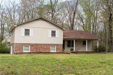 4002 Payne Rd, High Point, NC 27265 photo 2